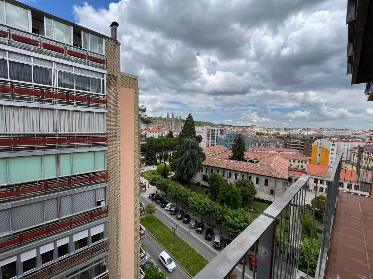 Atuaire Home Gran Apartamento Con Vistas A La Catedral De Burgos Bagian luar foto